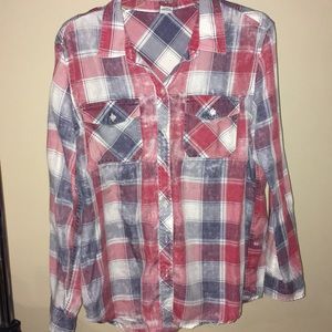 Loose Fitting Plaid Button Down!